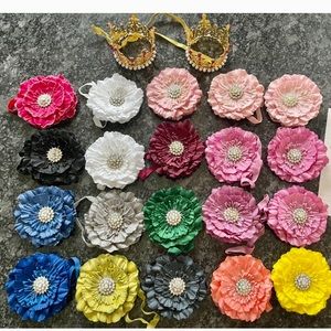 TIEKS TOPPERS! 20 flowers and 2 Tyrian crowns!